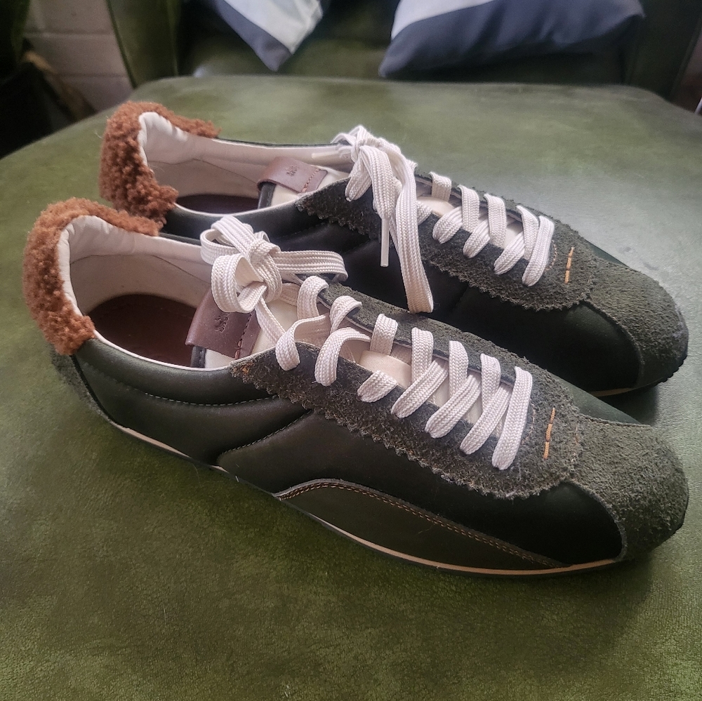 Coach Sneakers size 9